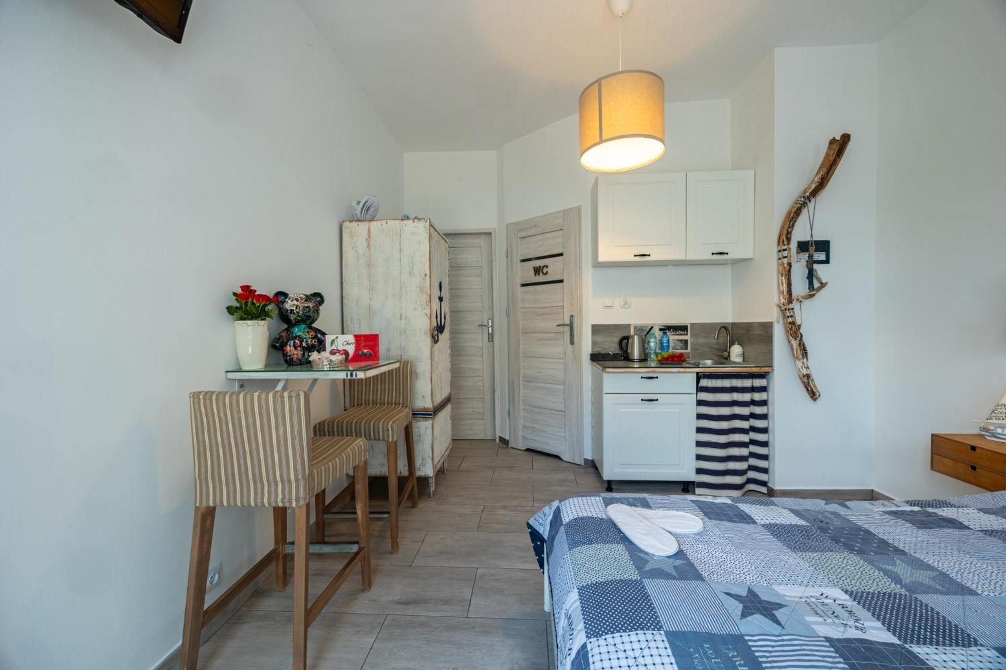 Apartamenty I Pokoje Blisko Morza Gryfa Pomorskiego 54 Мендзиздроє Екстер'єр фото
