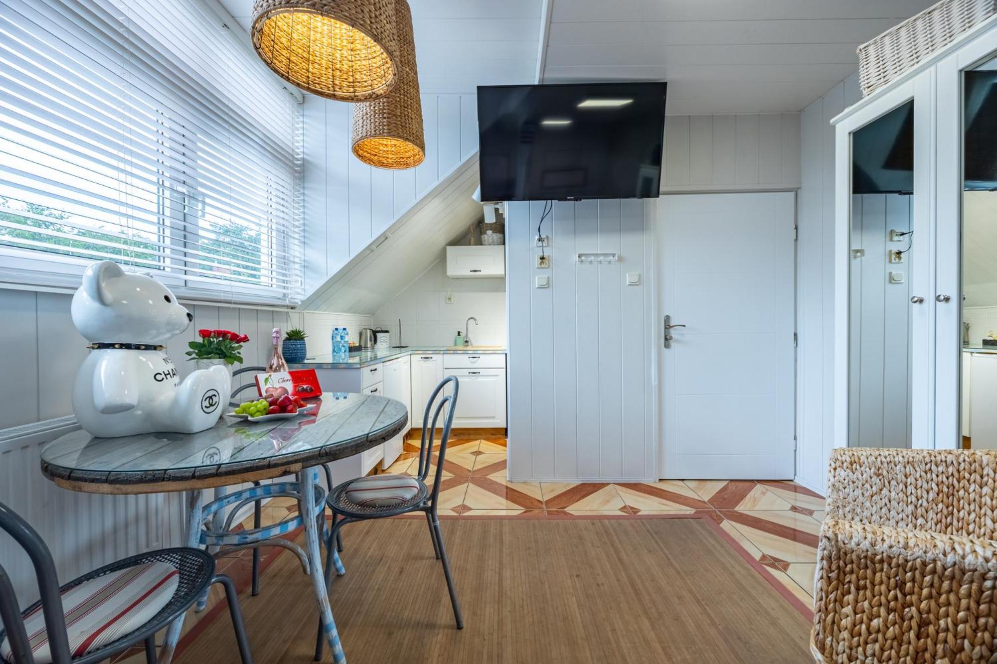 Apartamenty I Pokoje Blisko Morza Gryfa Pomorskiego 54 Мендзиздроє Екстер'єр фото