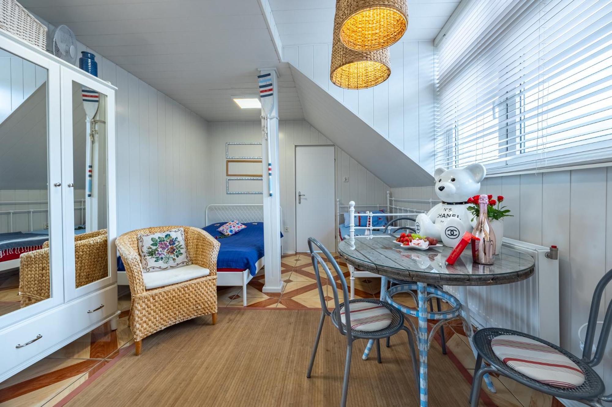 Apartamenty I Pokoje Blisko Morza Gryfa Pomorskiego 54 Мендзиздроє Екстер'єр фото